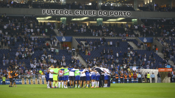 FC Porto estreou-se na Liga com uma goleada frente ao Marítimo (5-1) no jogo 2000 de Pinto da Costa