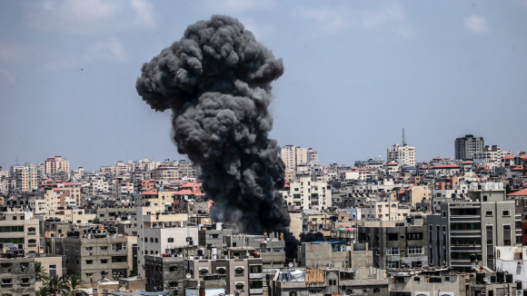 Gaza: Sobe para 32 o número de mortos após ataques de Israel