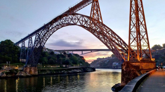 Ponte Maria Pia pode vir a ser pedonal e ciclável. Infraestruturas de Portugal vai analisar 