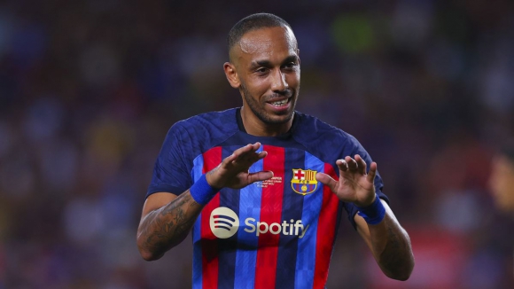 Barcelona e Chelsea trocam Alonso e Aubameyang. Confira as novidades do último dia de mercado