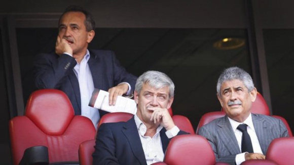 PJ diz que Lu&iacute;s Filipe Vieira e Domingos Soares de Oliveira "assinaram de cruz" contratos falsos