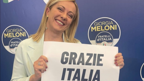 Giorgia Meloni declara vitória nas eleições e reivindica liderança do próximo governo italiano