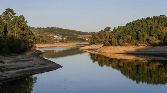 Seca em Portugal. Governo suspende uso dos recursos hídricos de 15 albufeiras a partir de outubro