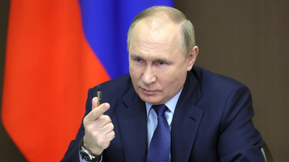 “Tornam-se nossos cidadãos para sempre” - Putin já assinou os decretos de anexação