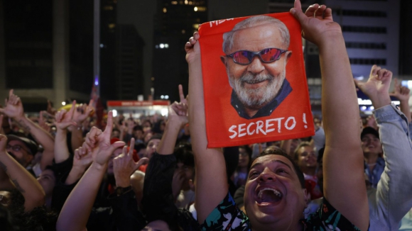 Lula confiante em vitória na segunda volta