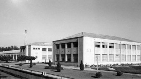 Classificada como monumento a antiga f&aacute;brica da Lionesa em Matosinhos