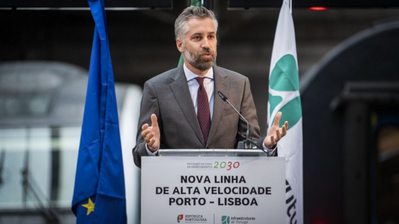 Nova linha Porto-Lisboa pode ficar só para Espanha 