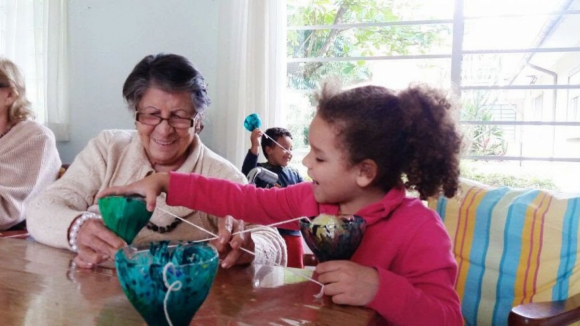 Projeto cultural de escola de Bragança proporciona partilha entre crianças e idosos