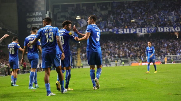FC Porto vence no Bessa (4-1)