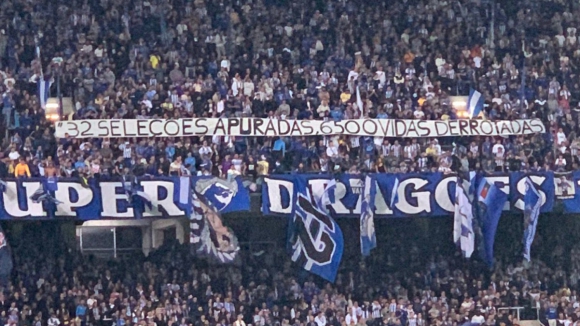 Alerta dos Super Drag&otilde;es sobre Mundial corre o mundo