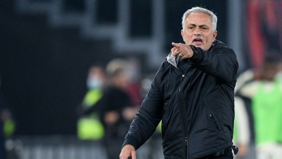 Mourinho ameaça e cumpre. Jogador da AS Roma de saída em janeiro