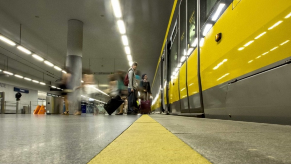 Porto: Avaria de metro na estação de Campanhã provoca constrangimentos