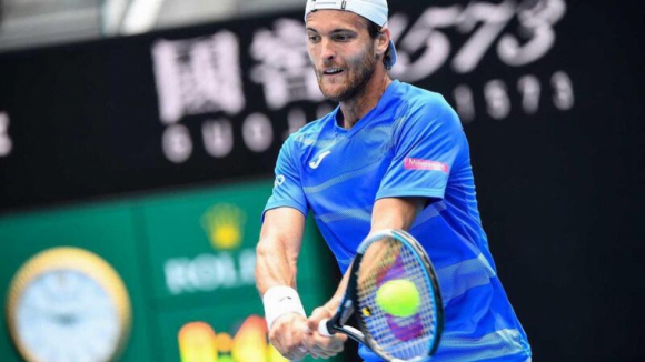 João sousa cai 4 lugares no ranking ATP. Conheça a atualização desta semana para o ténis português