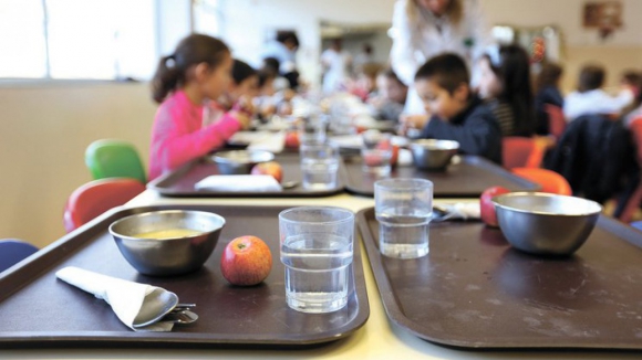 Autarquia de Braga ameaça acionar Comissão de Proteção de Crianças e Jovens ao terceiro esquecimento na marcação de refeições na cantina