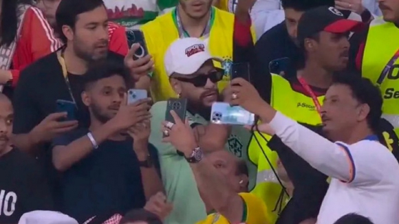 Sósia de Neymar gera confusão no Mundial do Catar 