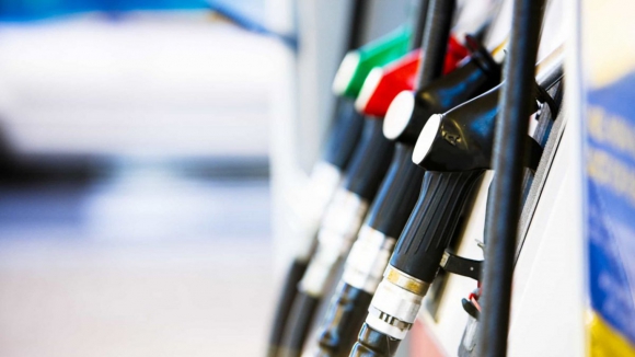 Queda dos preços dos combustíveis levam a redução do desconto no ISP em dezembro