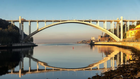 Ponte da Arrábida com trânsito condicionado este sábado e domingo