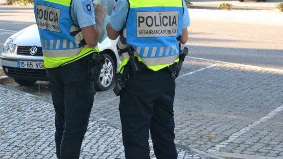 Impedidos de entrar no Casino de Espinho agridem três PSP. Foram detidos