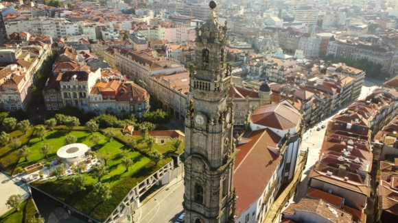 Torre dos Clérigos assinala 243 anos de história