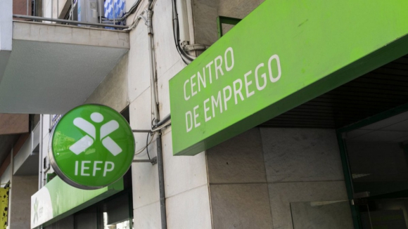 IEFP antecipa candidaturas para estágios profissionais. Conheça as novas regras