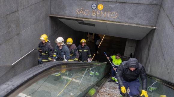 Câmara “a avaliar” responsabilidades da Metro do Porto nas inundações no centro da cidade