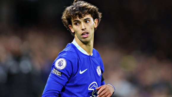 &ldquo;#AdiosJoao&rdquo;. Fulham ironiza expuls&atilde;o de Jo&atilde;o F&eacute;lix e diz adeus ao jogador portugu&ecirc;s