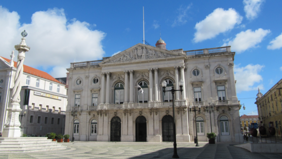 Buscas na Câmara de Lisboa relacionadas com processo "Tutti-frutti"