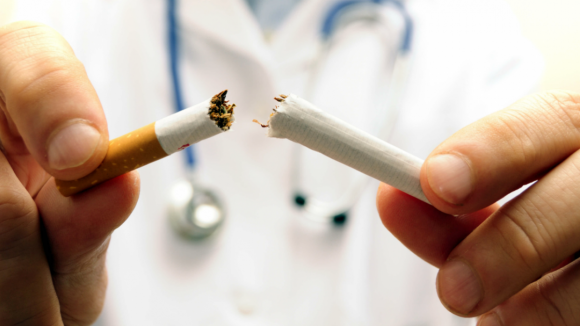 Organizações começam a recolher assinaturas para abolir venda de tabaco e nicotina