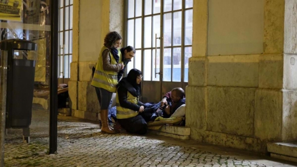 Câmara do Porto mantém 3ºC como temperatura mínima para se ativar plano de contingência para sem-abrigo em caso de frio