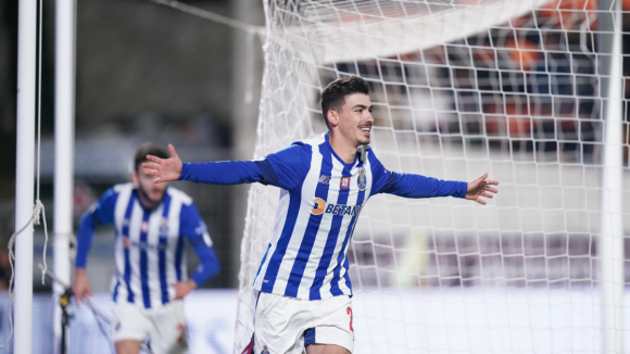 FC Porto: André Franco inaugura o marcador em Viseu 