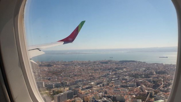 Ponte aérea entre Lisboa e Porto é "uma aberração ambiental", diz Manuel Tão
