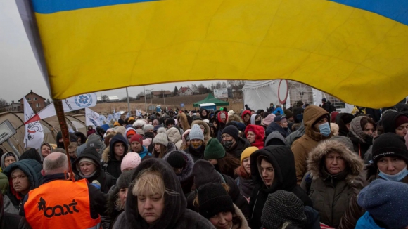Um ano de guerra na Ucrânia. Acesso a habitação e saúde são principais dificuldades para refugiados 