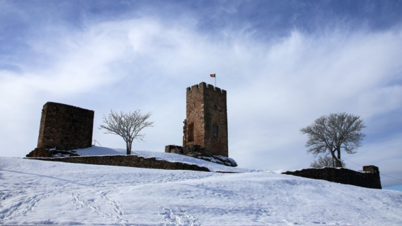 Neve deixa Norte pintado de branco. Veja as imagens