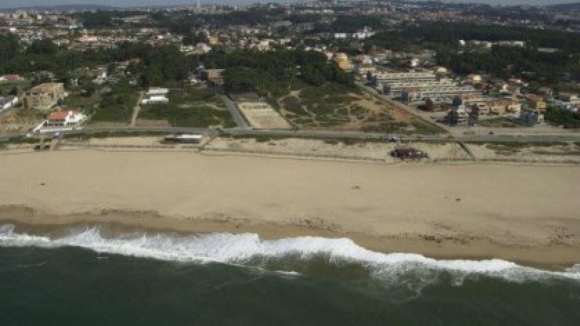 Homem encontrado morto na praia de Canide Norte em Vila Nova de Gaia