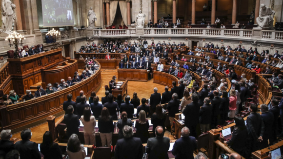 Parlamento debate habitação a pedido do PSD com 13 diplomas de vários partidos