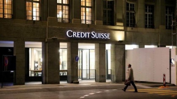 Banco Central da Suíça empresta mais de 50 mil milhões de euros ao Credit Suisse