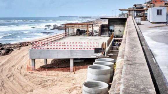 Câmara do Porto aprova construção de 'Beach Club' na praia do Ourigo