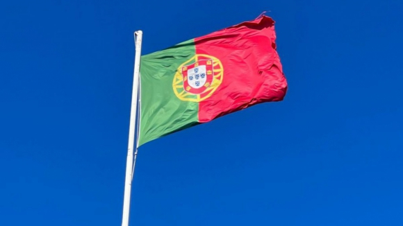 Câmara de Valongo anuncia hastear da maior bandeira de Portugal no dia 25 de abril