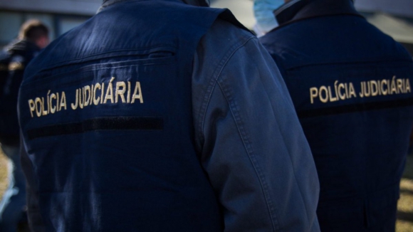 Dez detidos pela PJ em investigação sobre tiroteio num café em Barcelos