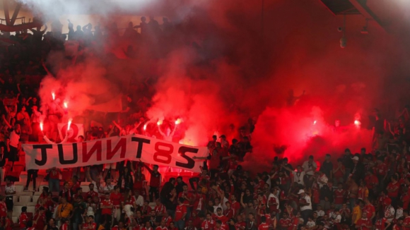 Benfica vence Santa Clara por 3-0 