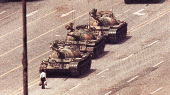 HRW pede à China que reconheça massacre de Tiananmen