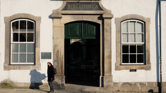 Porto cria 'linha azul' para mitigar efeitos do encerramento temporário da biblioteca municipal