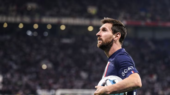 Messi diz adeus ao PSG, mas futuro ainda é incerto