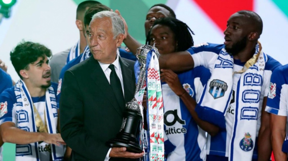 Marcelo diz que vai ser "Presidente de todos os portugueses" na final da Taça entre "dois grandes clubes portugueses"