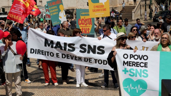 Movimento em defesa do SNS quer "a polis" na rua a discutir soluções