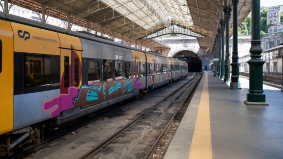 Sindicato ferroviário pede intervenção do Governo para alcançar paz social