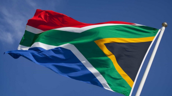 África do Sul e Portugal assinam terça-feira em Pretória acordo de Defesa