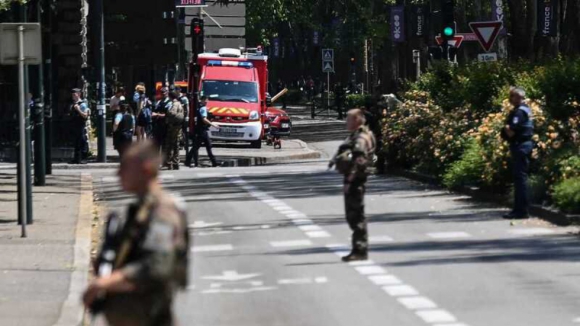 Investigação indica que não há motivo terrorista no ataque em Annecy