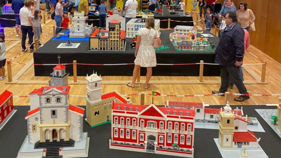 Paredes de Coura é palco de exposição de legos que reúne mais de 100 participantes 