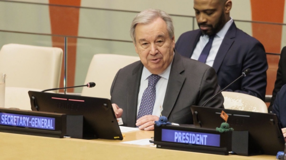 Guterres assinala Dia Mundial dos Refugiados com pedido de mais apoio e solidariedade